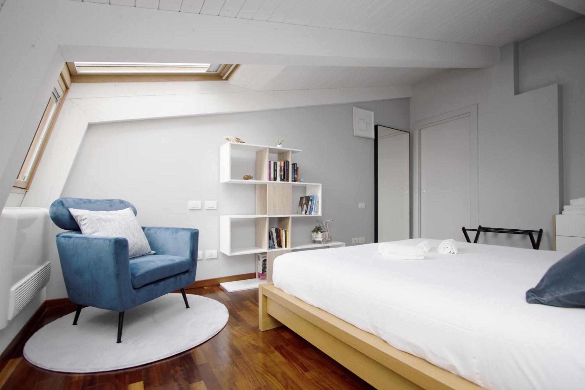 Penthouse With Patio & 2 Baths, 10 Min To Duomo Lejlighed Milano Eksteriør billede